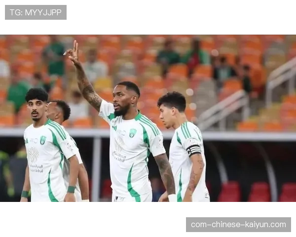 吉达国民4比1大胜拉斯永恒，伊万托尼点射马赫雷斯任意球破门